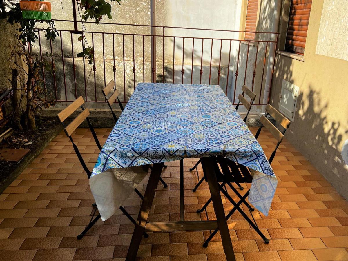 Apartament Casa Grazia Santa Teresa Di Riva Zewnętrze zdjęcie